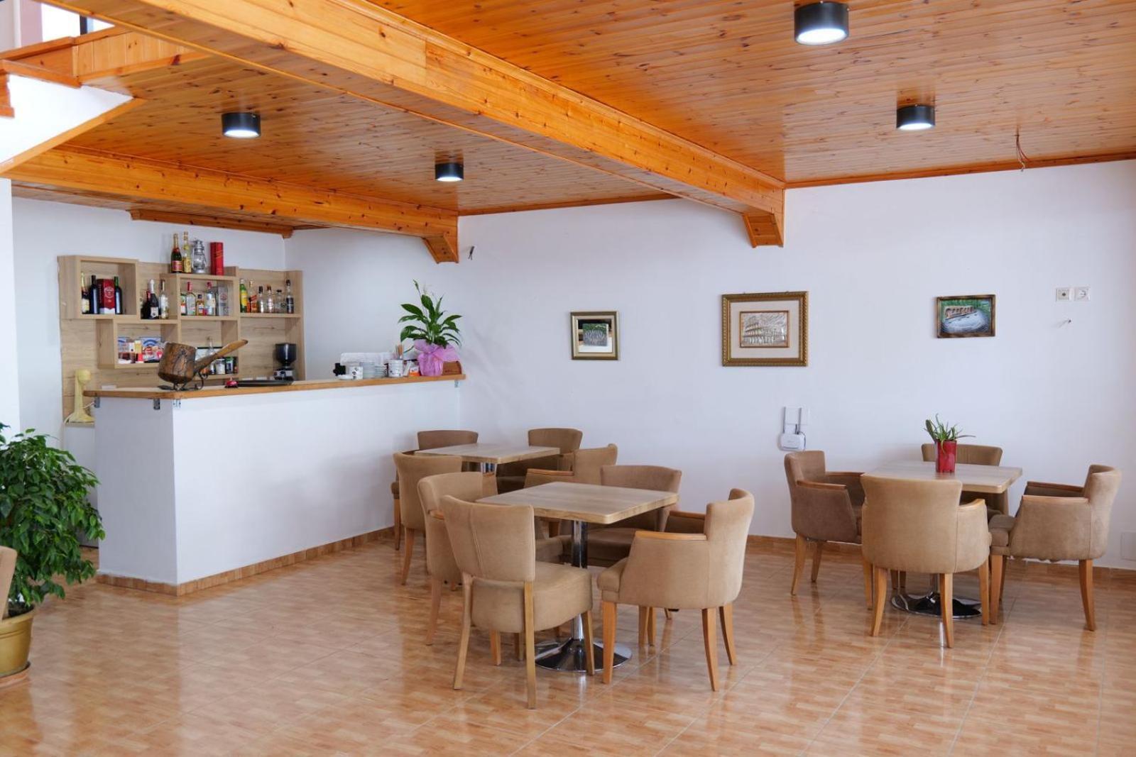 Hotel Eden Saranda Dış mekan fotoğraf