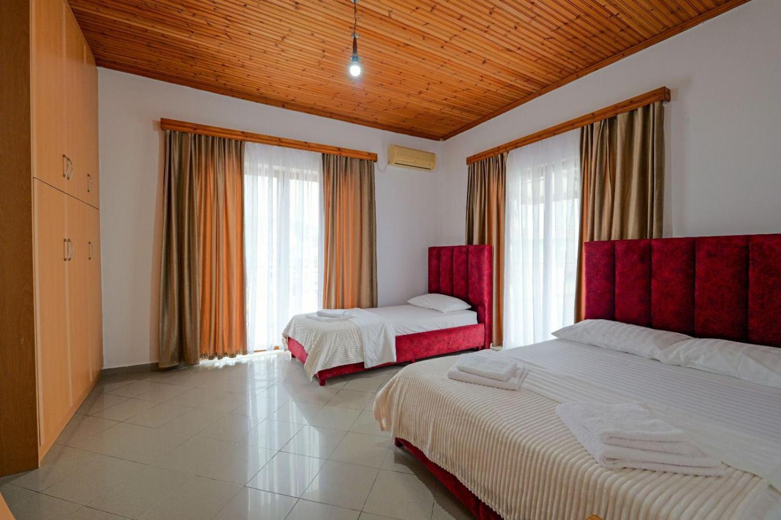 Hotel Eden Saranda Dış mekan fotoğraf